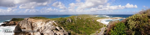 Photo panoramique de la Pointe des ch  teaux en Guadeloupe