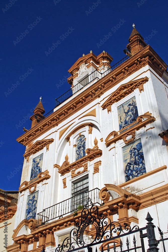 Φωτογραφία Front facade of Charity Hospital (Hospital de la Caridad), Seville, Spain