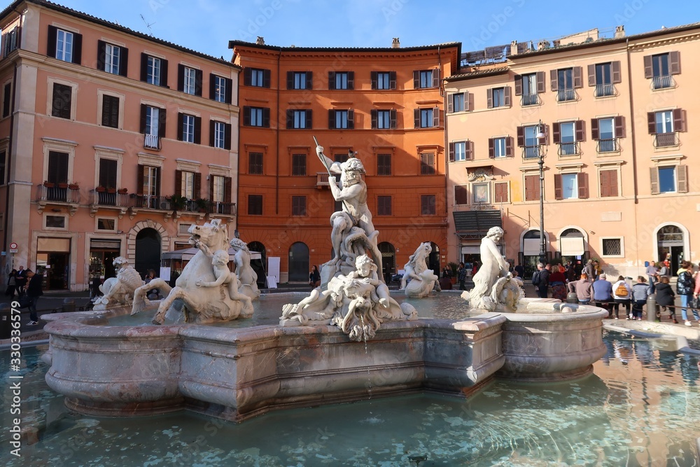 Rome, fontaine de Neptune sur la piazza Navona (Italie)