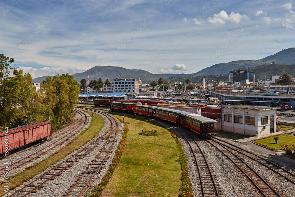 With six tunnels dug out of pick and shovel and bridges that cross vertigo canyons, the Freedom Train offers a unique route starting from Ibarra, the With six tunnels dug out of pick and shovel and bridges that cross vertigo canyons, the Freedom Train offers a unique route starting from Ibarra, the