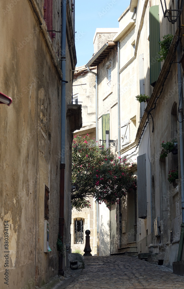 Obraz premium Altstadt in Arles, Provence