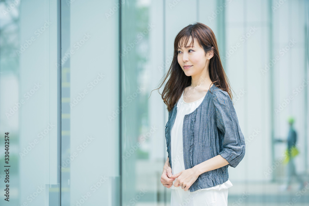 ビジネスウーマンのポートレート ビジネスウーマンのポートレート