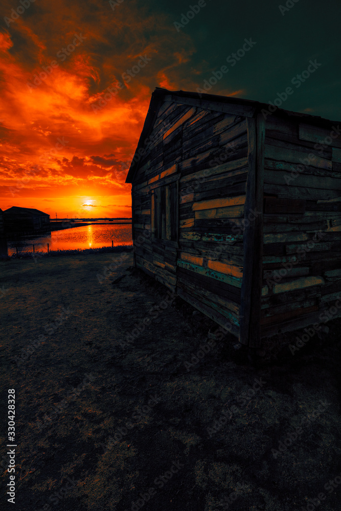 Obraz premium house at sunset