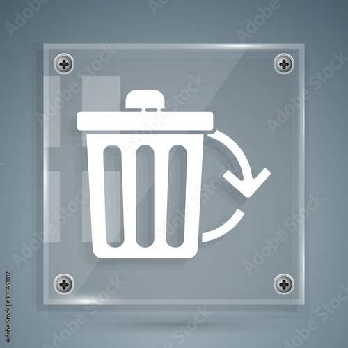 White Recycle bin with recycle symbol icon isolated on grey background. Trash can icon. Garbage bin sign. Recycle basket sign. Square glass panels. Vector Illustration