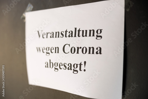 Fototapeta Symbolbild Veranstaltung wegen Corona abgesagt
