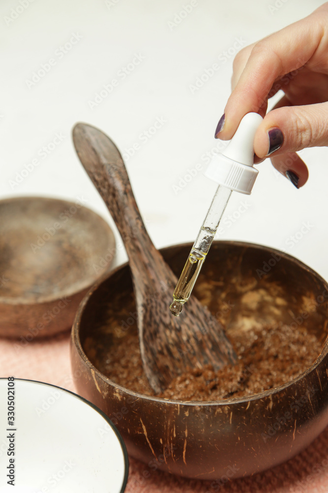 Making zero waste, toxic free body scrub, DIY coffee, sugar, coconut oil body scrub is an excellent way to exfoliate and moisturize the skin. Making zero waste, toxic free body scrub, DIY coffee, sugar, coconut oil body scrub is an excellent way to exfoliate and moisturize the skin.