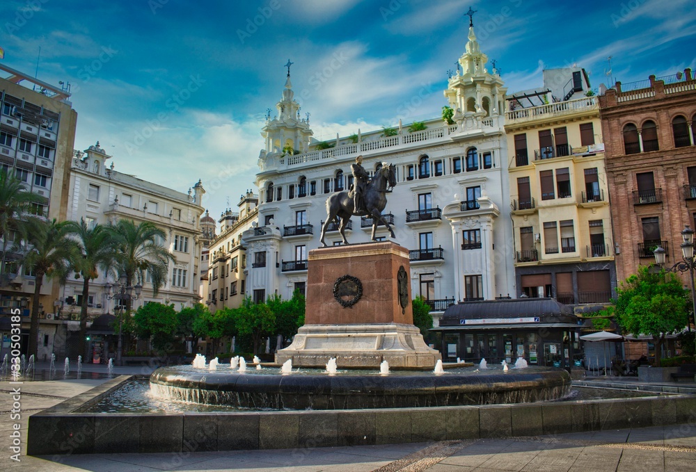 Monumento al Gran Capitan en la plaza Las Tendillas de Cordoba