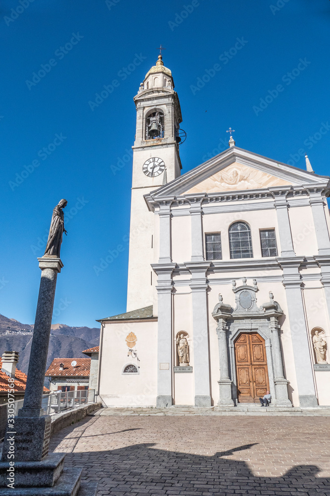 Obraz premium Church in Nesso