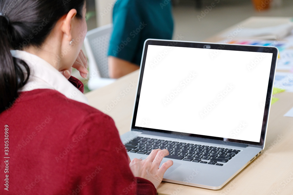 Laptop computer screen mockup, template background, Woman typing laptop computer with blank screen at coworking space, office, Business online, e commerce, online education learning concept Laptop computer screen mockup, template background, Woman typing laptop computer with blank screen at coworking space, office, Business online, e commerce, online education learning concept