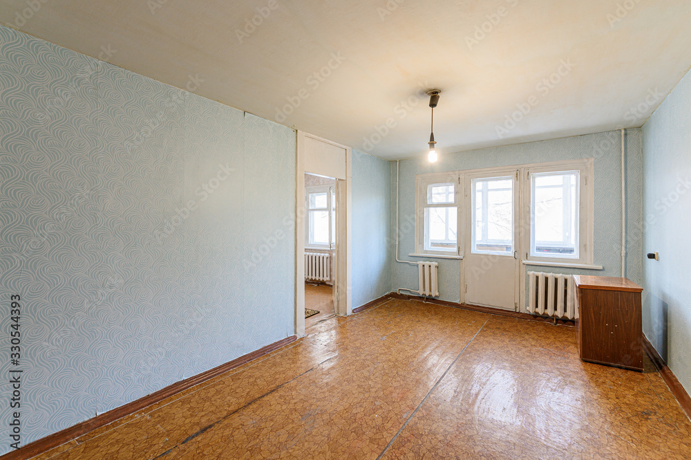 Obraz premium Russia, Moscow- November 15, 2019: interior room apartment modern bright cozy atmosphere. bright empty room, rare not modern simple design 70s 80s 90s