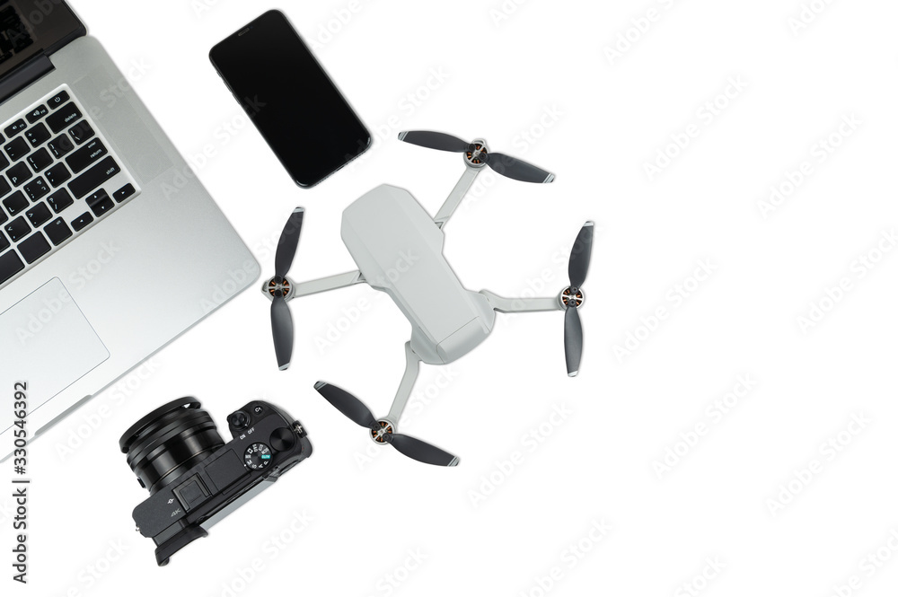 Naklejka premium Travel gadgets equipments, including digital camera, drone, smartphone and laptop computer