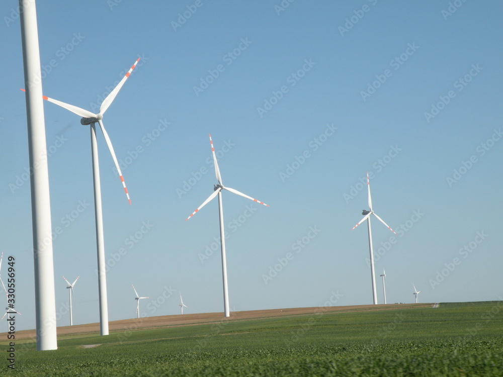 siłownia wiatrowa siłownia wiatrowa