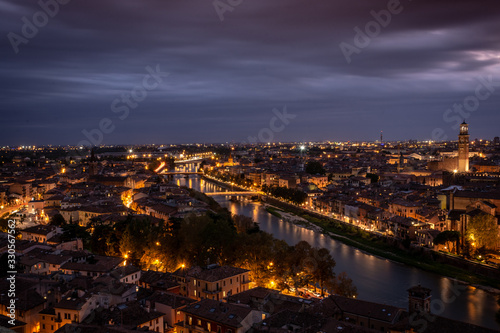 Verona - Veduta notturna da Piazzale San Pietro
