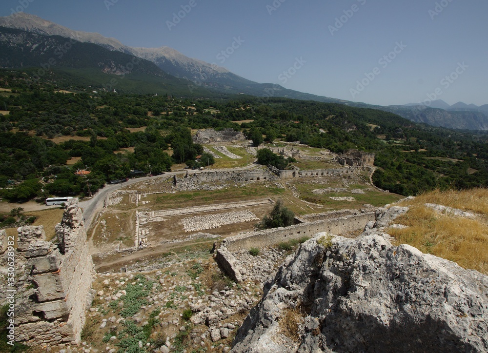 Naklejka premium Tlos Ruins