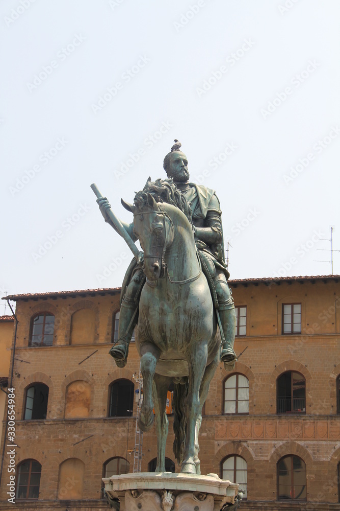 Loggia dei Lanzi - Equestrian Monument of Cosimo I