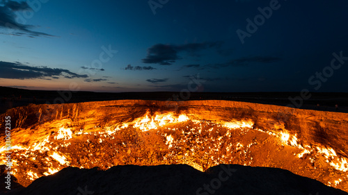 Vászonkép Darvaza Crater Fire Night Turkmenistan