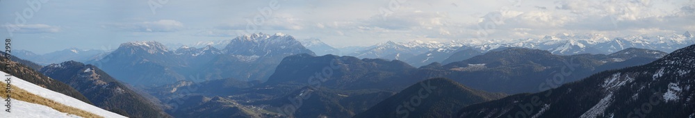 Panorama Dezember 2020 vom Burgstein auf das Kaisergebirge