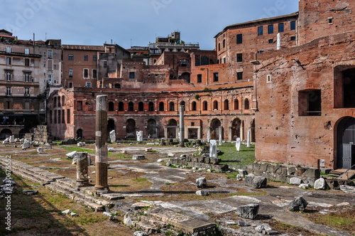 Rome, the eternal city - Saint Peters Basilika, Via Appia Antica, Pantheon, Forum Romanum, Colosseo, Ancient romans, Vatican © Annik