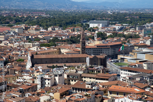 Beautiful view of the Cattedrale of the Santa Croce in Firenze © yangli