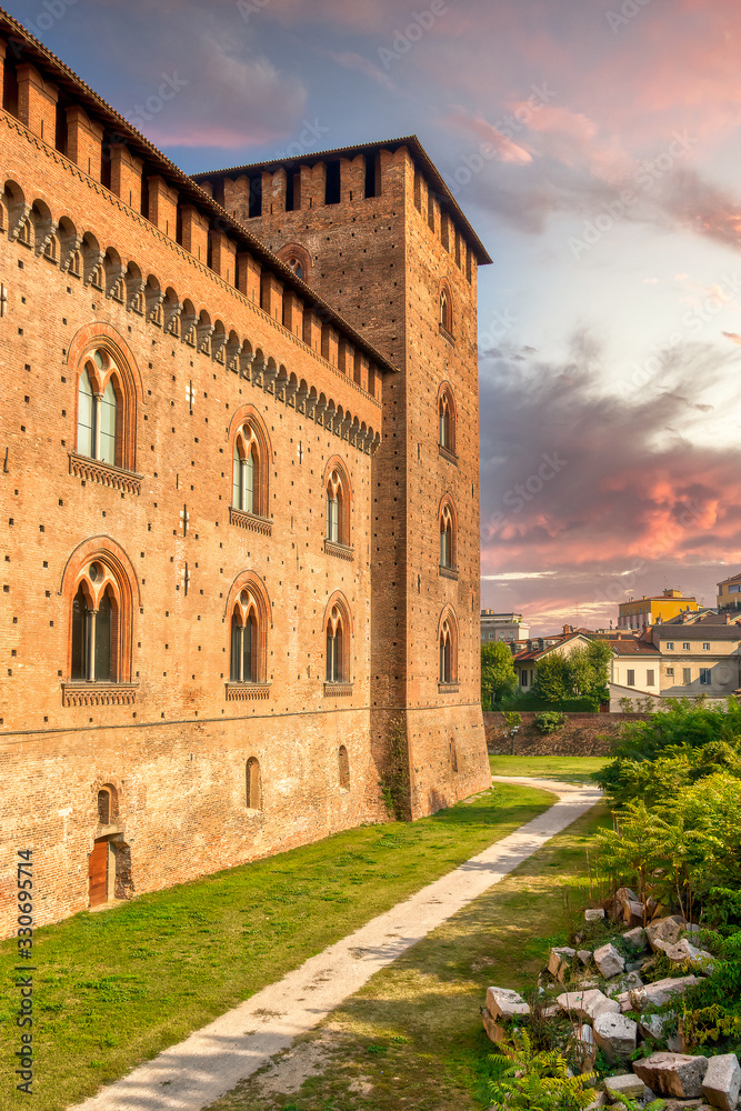 Overview on the castle of Pavia