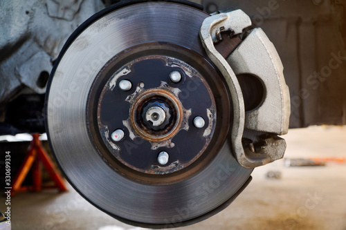 Replacing old disc brakes from vehicles that have problems with braking
