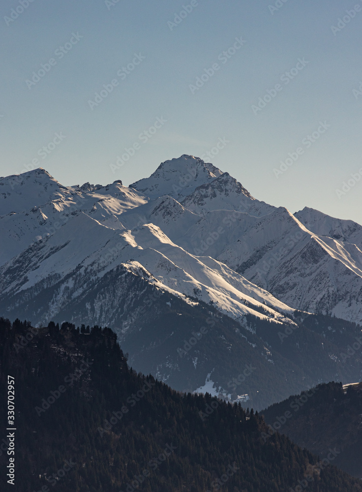 Fototapeta premium mountains in winter landscape horizon 