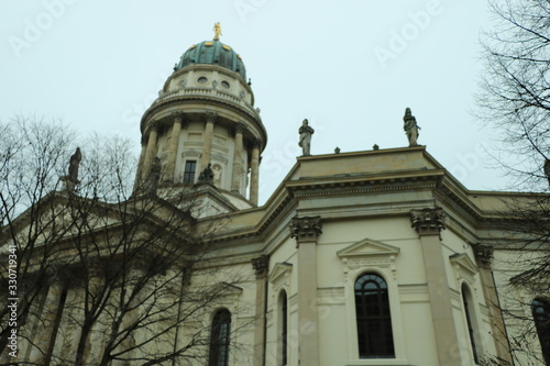 historical and touristic buildings, dom cathedral, government buildings, architecture © Zehra