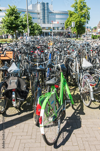 Fahrradparkplatz, Hilversum, Niederlande photo