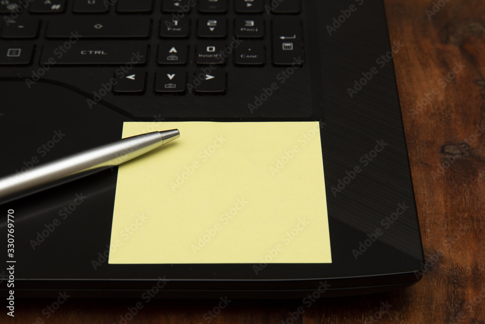 Post it on the laptop Post it on the laptop