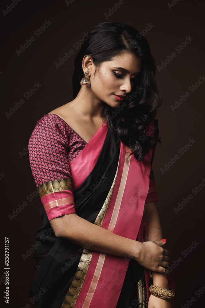 Tamil girl, trending, dress, wedding dress, indian girl, saree, cute girl,  chennai, HD phone wallpaper | Peakpx