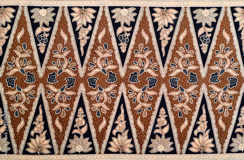 Pattern for traditional clothes malaysia include batik