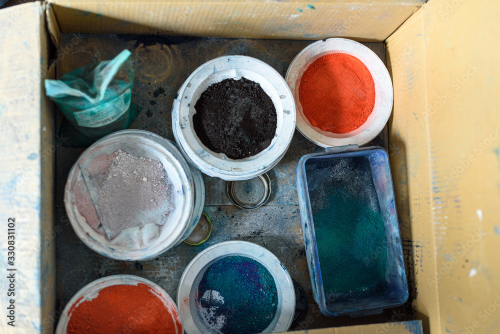 Taller de artista plástico pintor Stock Photo Adobe Stock