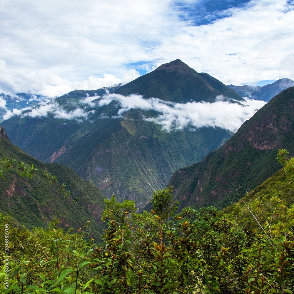 Fototapeta premium view from Choquequirao trekking trail