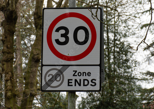 30mph uk sign photo