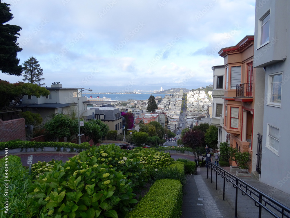 Panoramic view from Lombard street in San Francisco