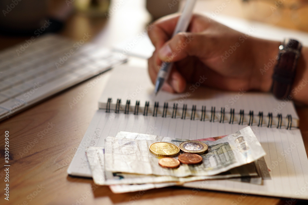 Fototapeta premium Financial freedom concept