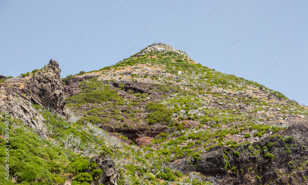 Pico ruivo Madeira central mountains landscape ariero hiking