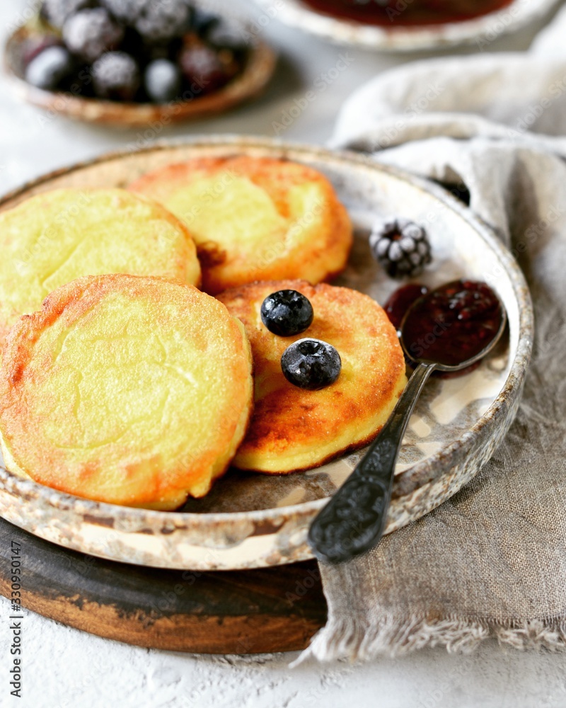  Gluten-free cheese pancakes with blueberries, breakfast