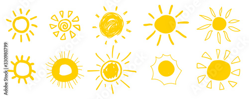 Doodle sun icons. Hot weather suns collection isolated on white. Summer doodles with sunlight, sketch drawings, hand drawn sunshine objects. Vector illustration. 