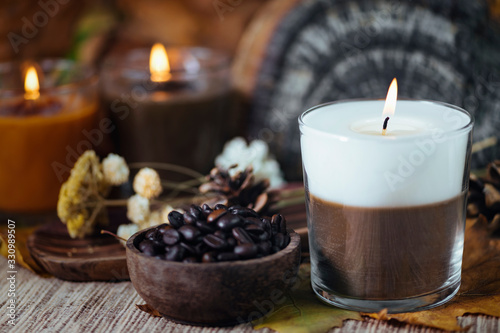 Scented Coffee and Vanilla Dual Color Aromatic Candle