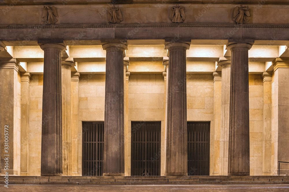 Fassade Neue Wache Gedenkstätte in Berlin Fassade Neue Wache Gedenkstätte in Berlin