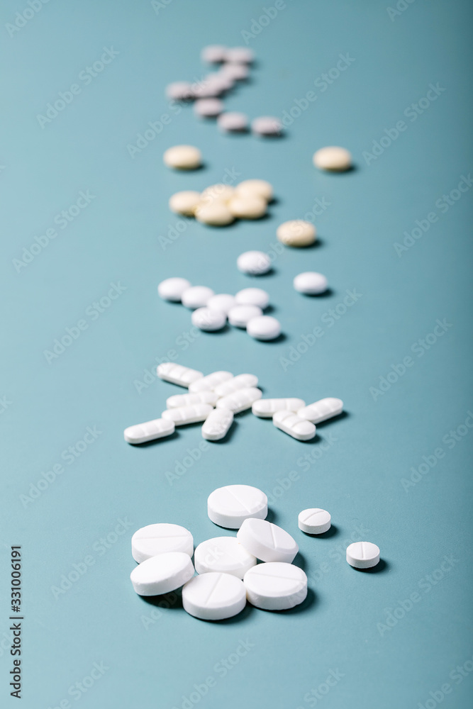 Medical pills and capsules Medical pills and capsules