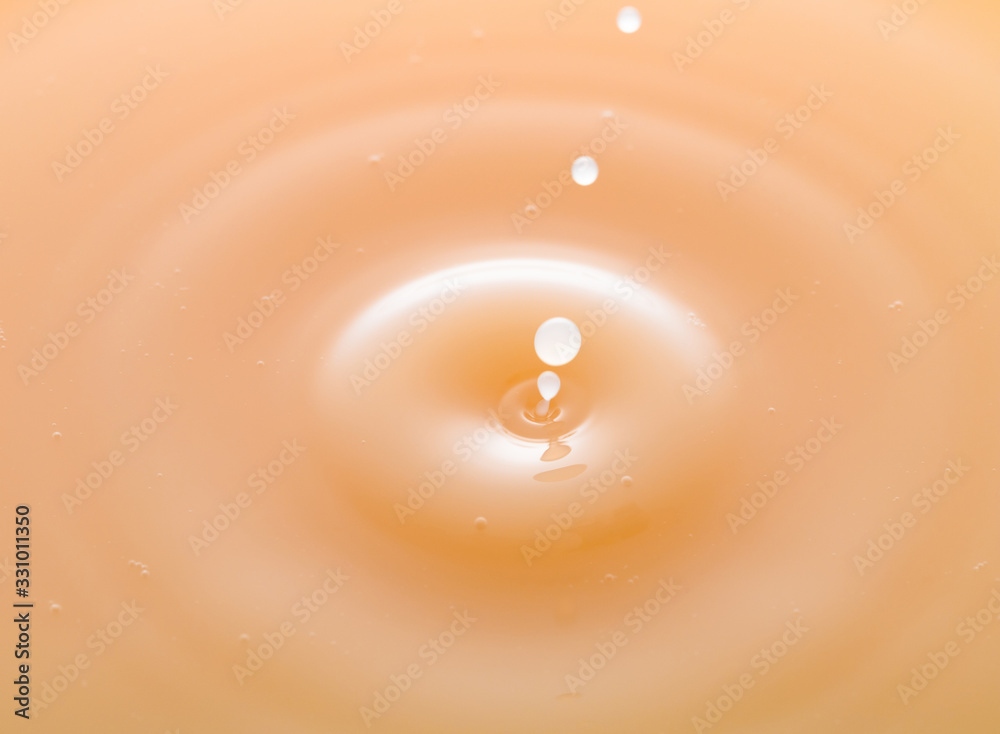 rippling after a few drops of peach juice. rippling after a few drops of peach juice.