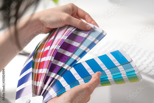 Choose a color for printing photo