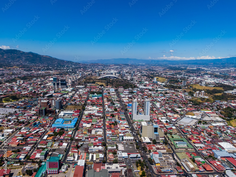 Obraz premium Beautiful aerial view of the empty streets due to Coronavirus disease (COVID-19) in San Jose Costa Rica
