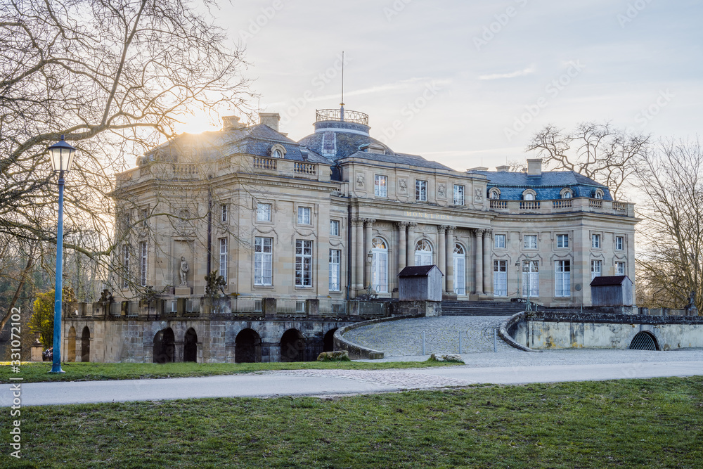 Naklejka premium Perspective view of sea castle