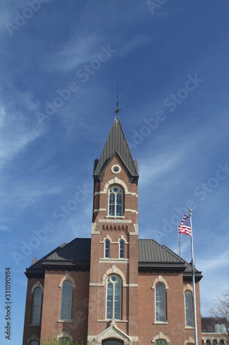 nicollet county courthouse photo