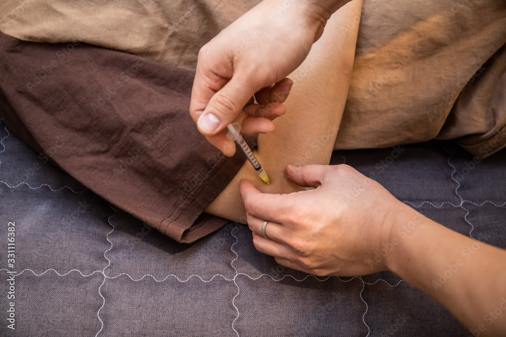 Obraz premium 한의원에서 치료하는 모습