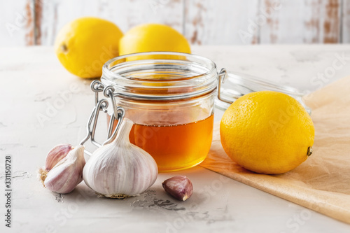 фотографія Alternative medicine, natural home remedy for cold and flu