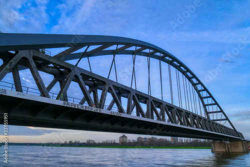 Rheinbrücke zwischen Düsseldorf Hamm und Neuss © hespasoft